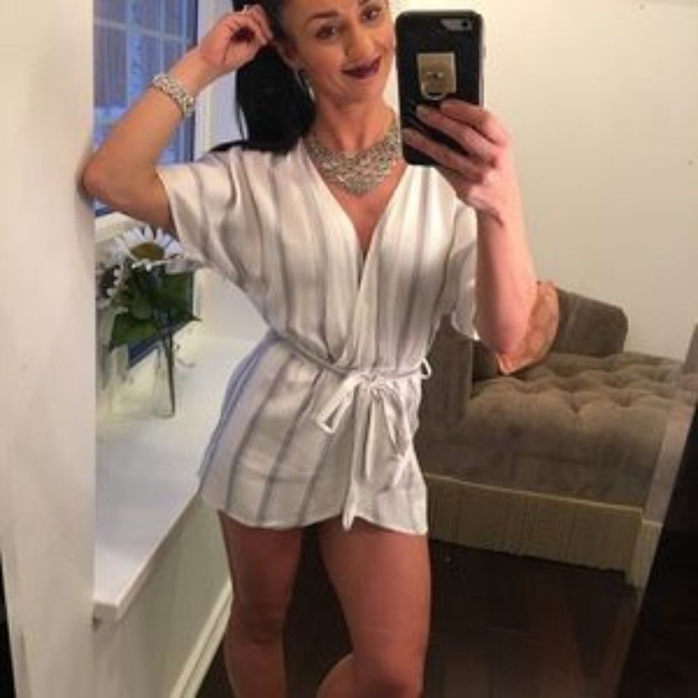 New Ivory grey short sleeve stripe romper - Picture 3 of 8